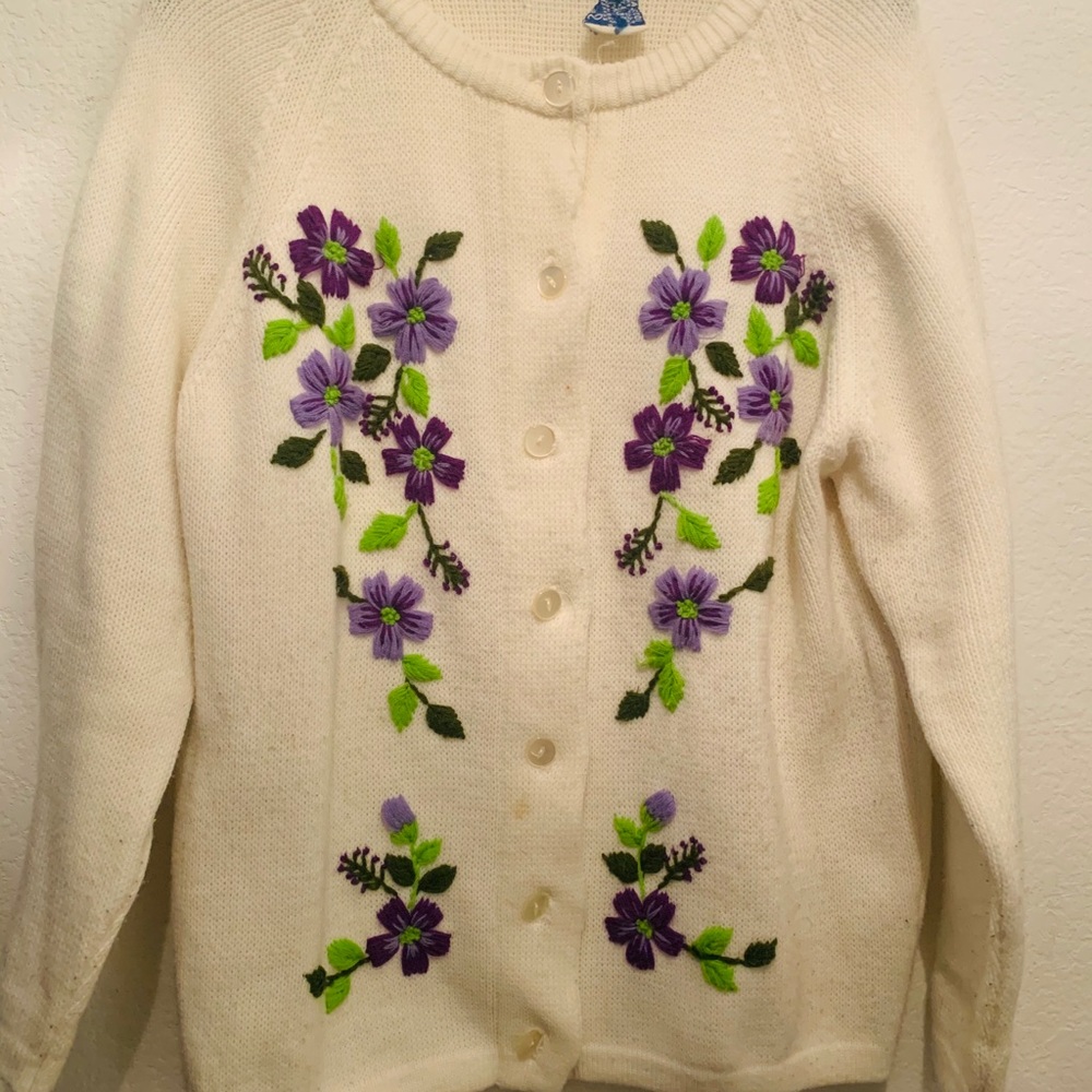 Vintage grandma cardigan